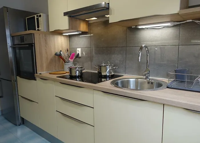 דירה Klimatisiertes Barbara טרפאניי